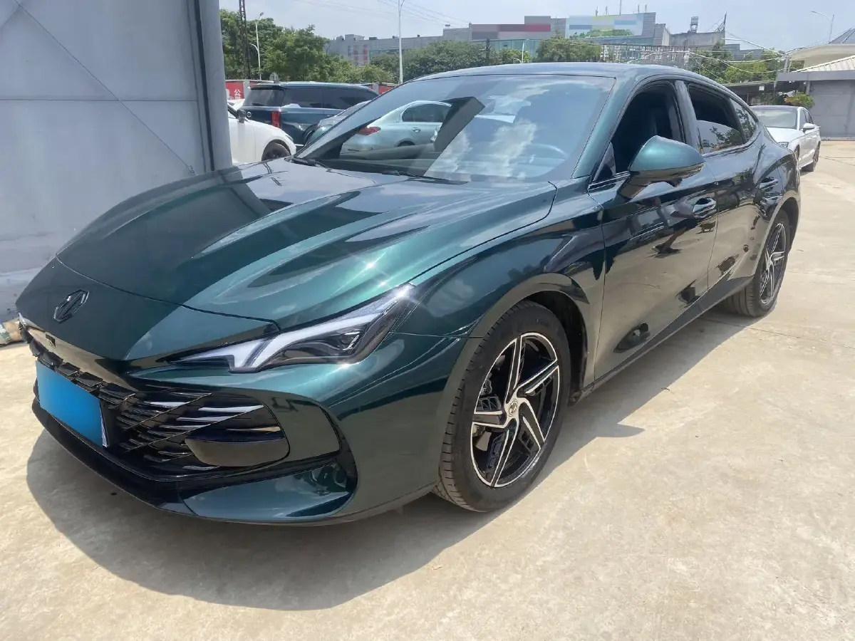 2023 MG 7 1.5T 188HP L4 7DCT