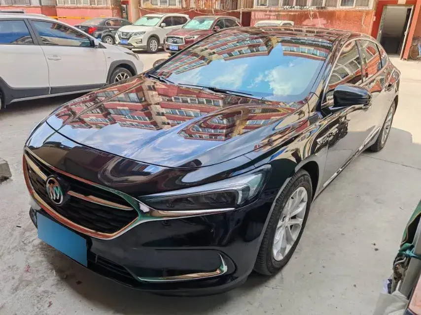 2022 Buick Larcosse 1.5T 169HP L4 9AT