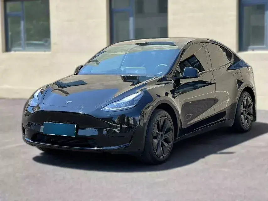 2023 Tesla Model Y BEV 60KWH