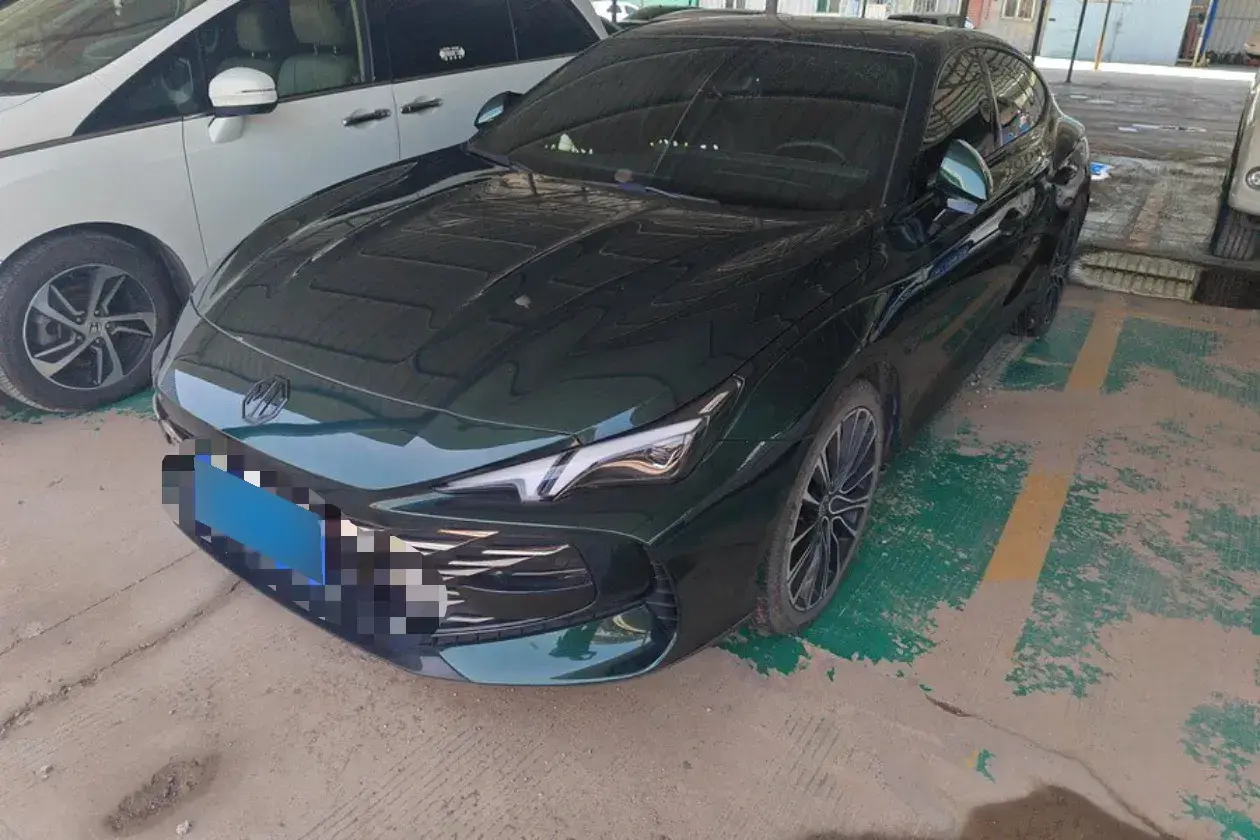 2023 MG 7 2.0T 261HP L4 9AT