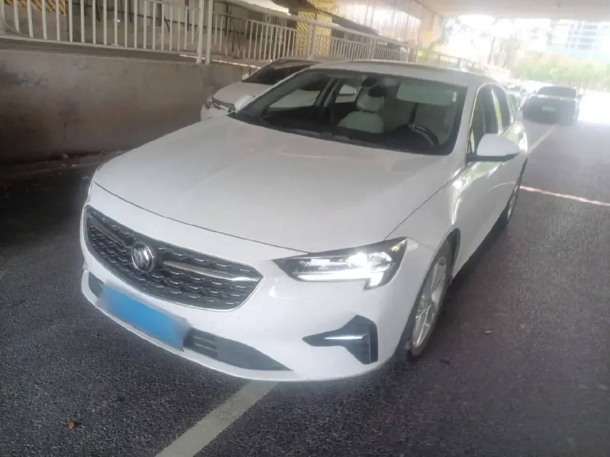 2021 Buick Regal 1.5T 169HP L4 9AT