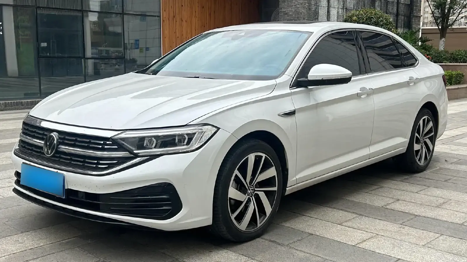 2023 Volkswagen Sagitar 1.5T 160HP L4 7DCT