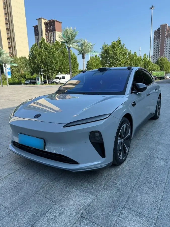 2024 NIO ET5T BEV 75KWH
