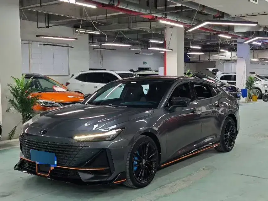 2022 ChangAn UNI-V 1.5T 188HP L4 7DCT