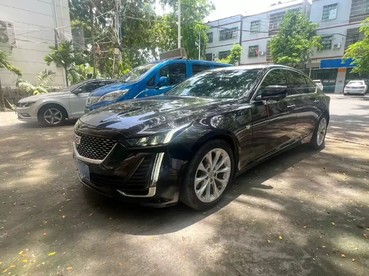 2021 Cadillac CT5 2.0T 237HP L4 10AT