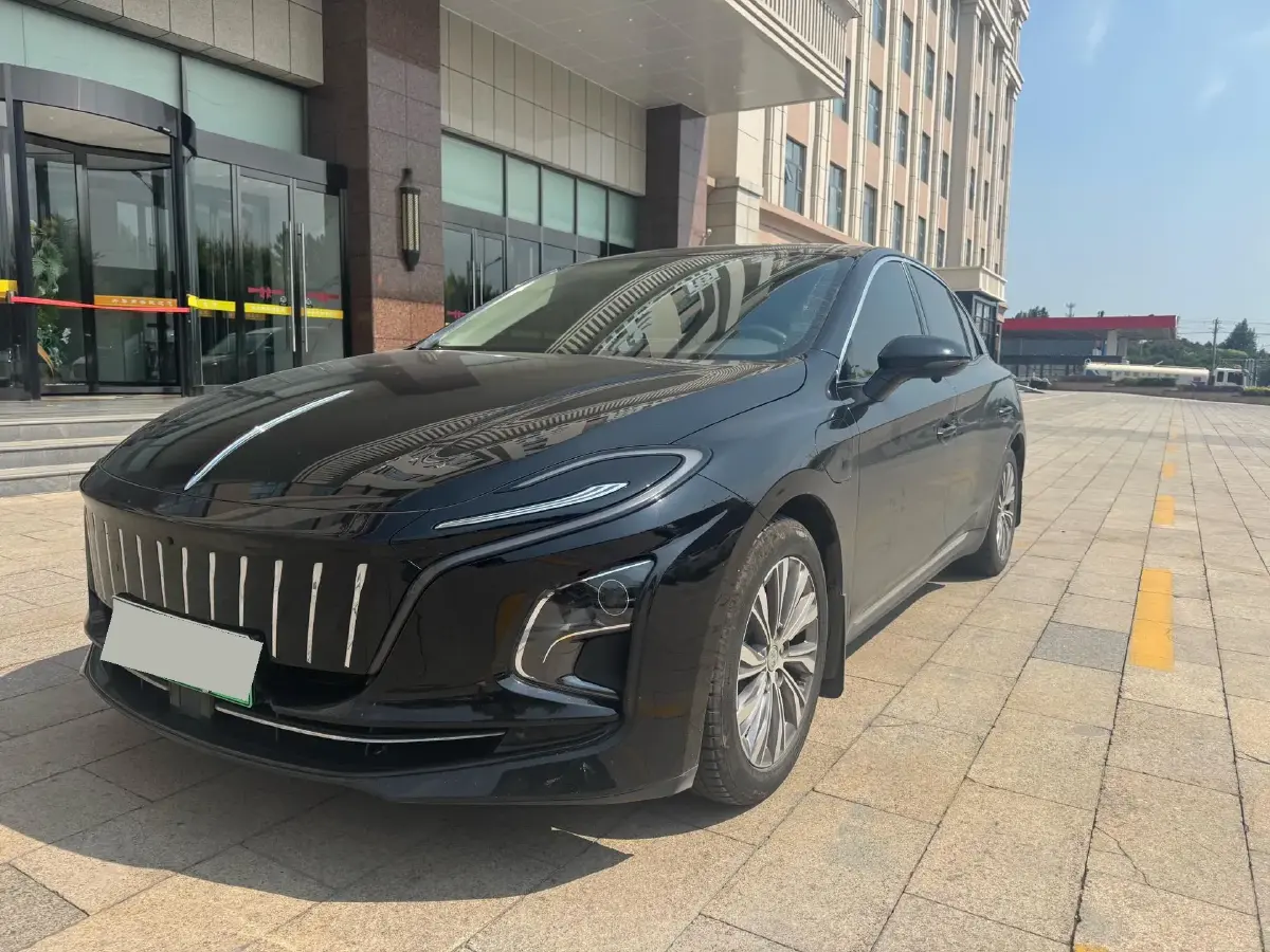 2023 HongQi E-QM5 BEV 74.9KWH