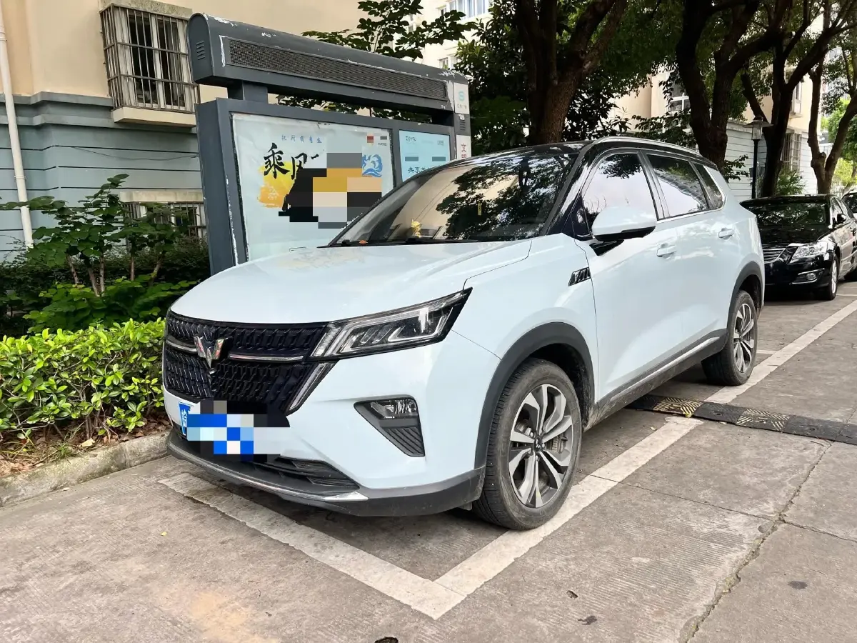 2022 WuLing XingChen 2.0L 136HP L4 1DHT Hybrid 1.8KWH