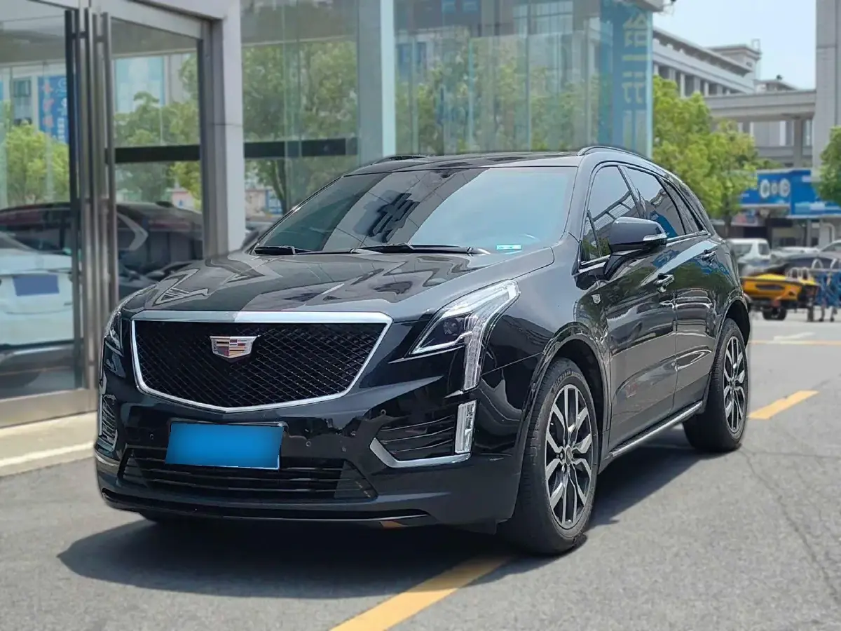 2022 Cadillac XT5 2.0T 237HP L4 9AT