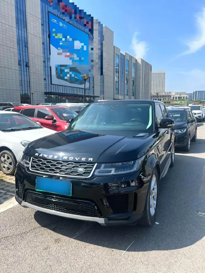 2022 Land Rover Range Rover Sport 2.0T 300HP L4 8AT PHEV 13.1KWH