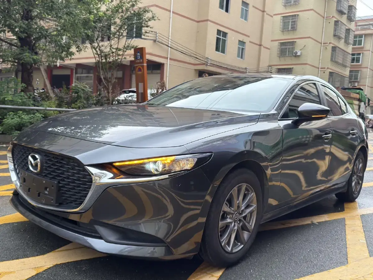 2020 Mazda 3 Axela 1.5L 117HP L4 6AT