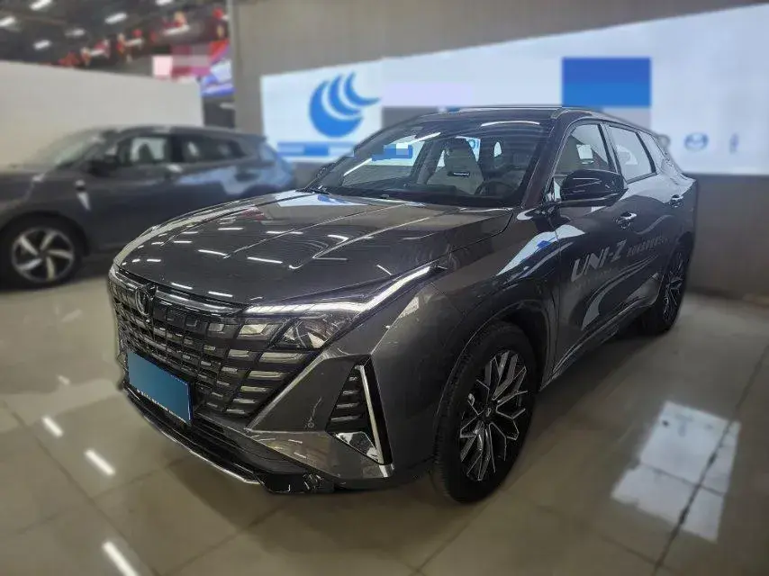 2025 ChangAn UNI-Z 1.5T 188HP L4 7DCT