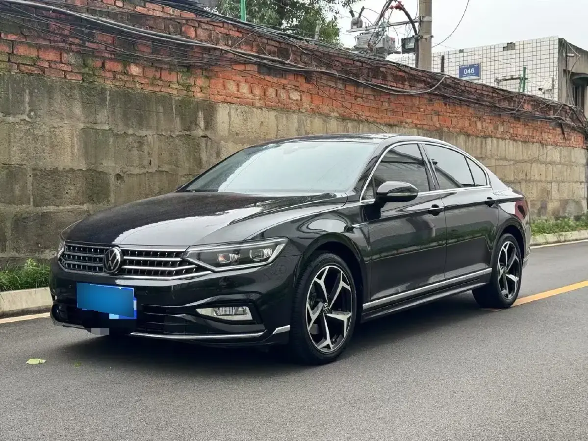 2023 Volkswagen Magotan 2.0T 186HP L4 7DCT