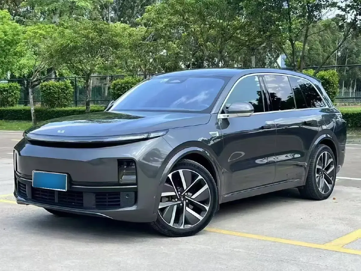 2023 Li L8 Range Extended 154HP REEV 40.9KWH