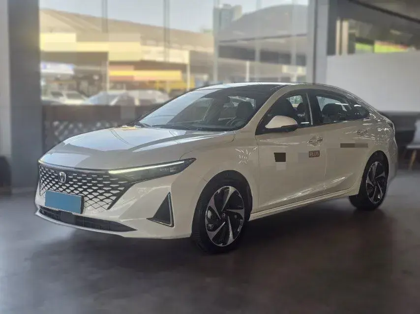 2023 ChangAn Raeton Plus 1.5T 188HP L4 7DCT