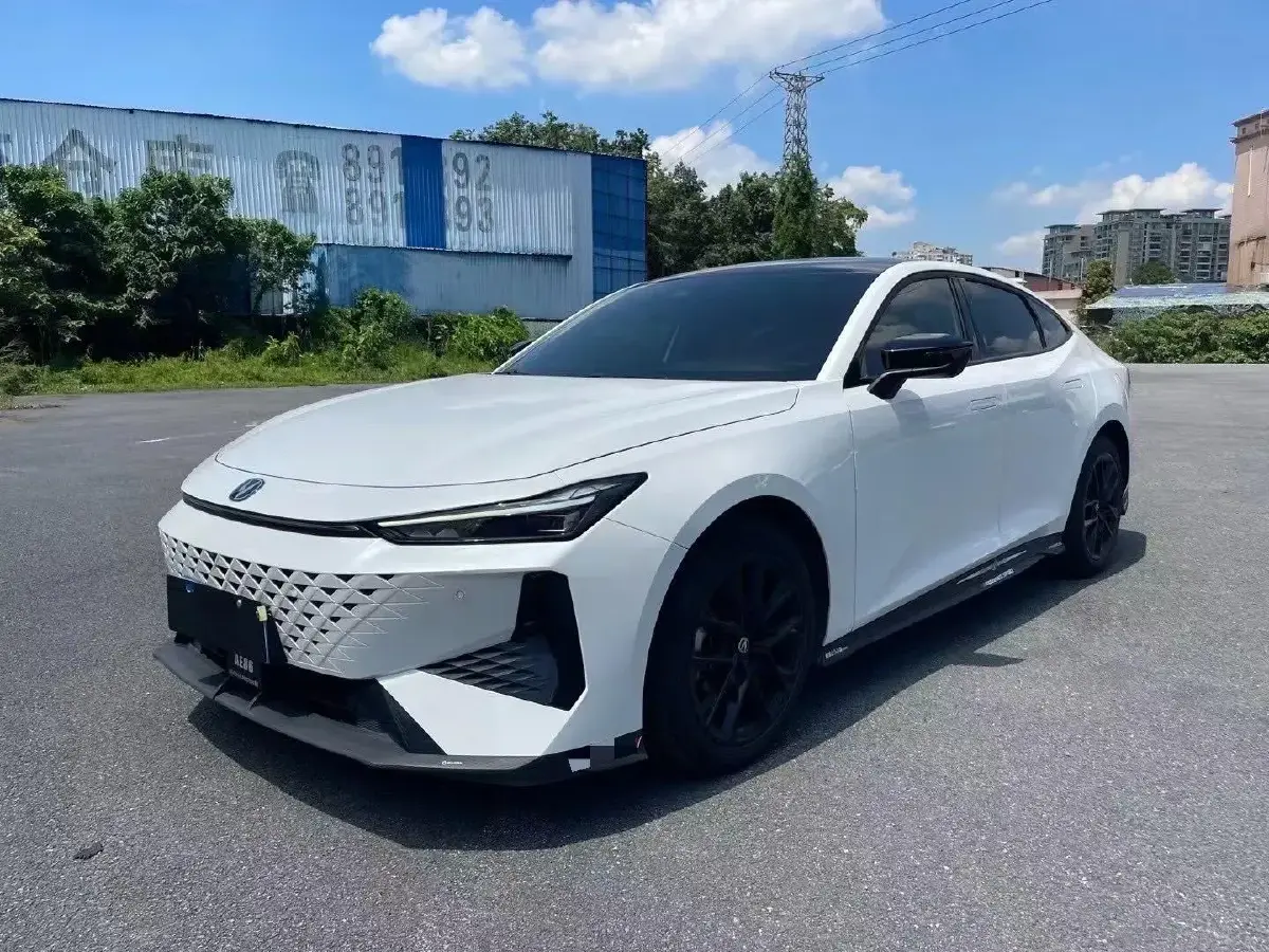 2024 ChangAn Eado 1.5T 170HP L4 7DCT