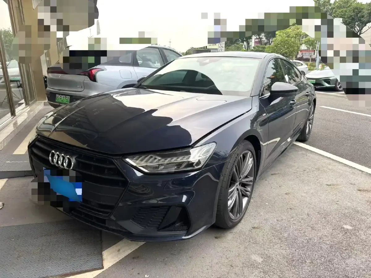 2022 Audi A7 2.0T 190HP L4 7DCT