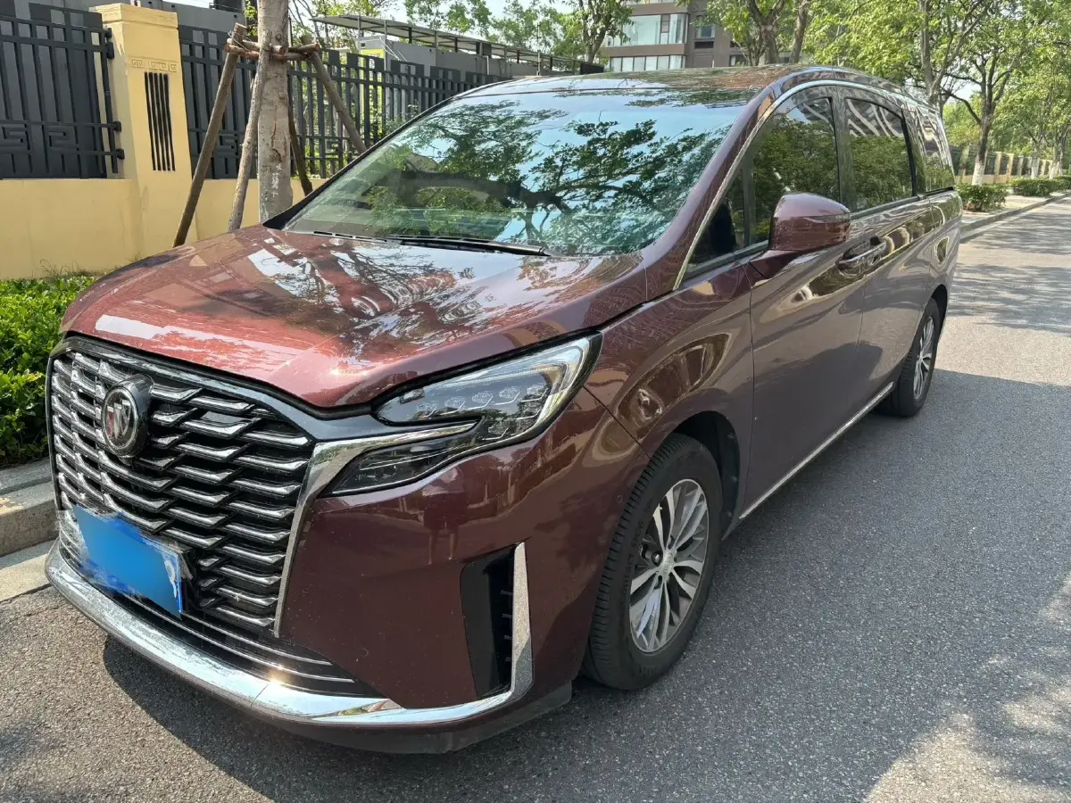 2023 Buick GL8 2.0T 237HP L4 9AT