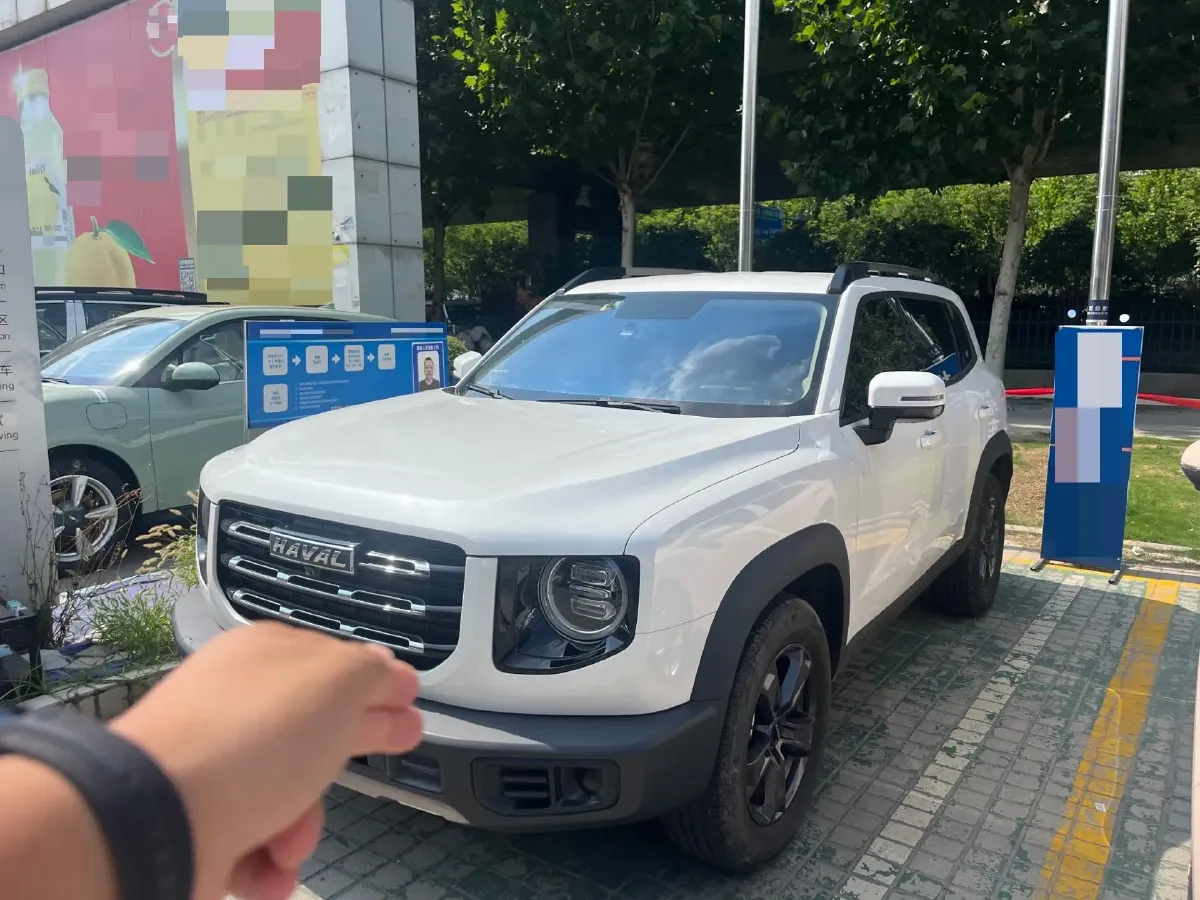 2020 Haval F5 1.5T 169HP L4 7DCT,autocango,china used car exporter,china ev exporter,chinese used car exporter,chinese used ev exporter
