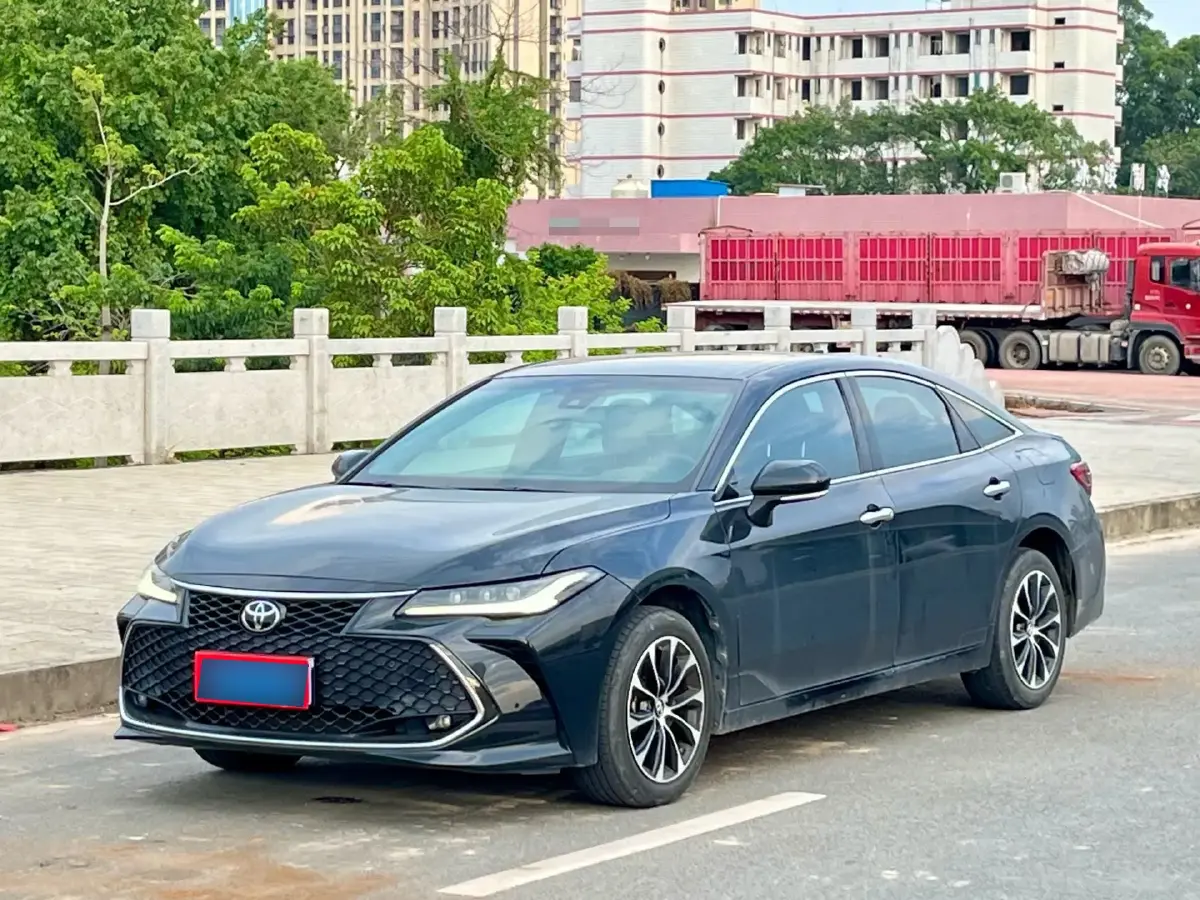 2022 Toyota Avalon 2.5L 209HP L4 8AT
