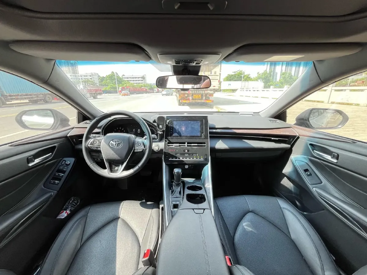 2023 Toyota Avalon 2.0L 177HP L4 CVT,autocango,china used car exporter,china ev exporter,chinese used car exporter,chinese used ev exporter