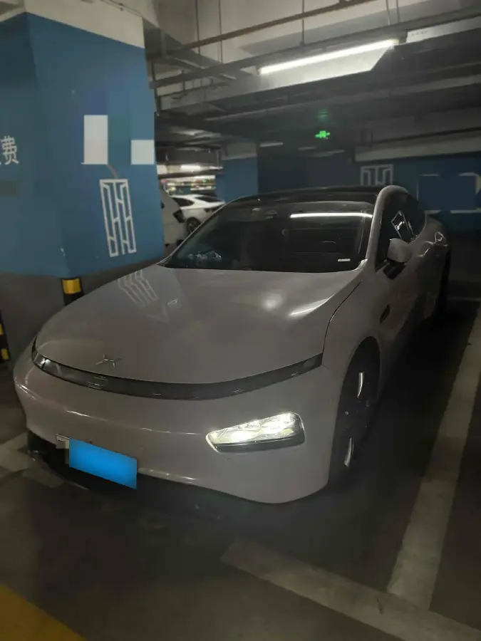 2022 Xpeng P7 BEV 83.1KWH