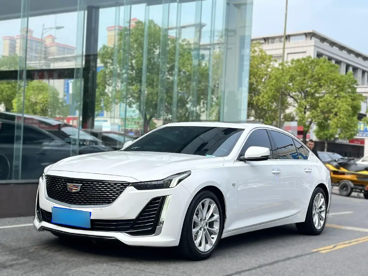 2021 Cadillac CT5 2.0T 237HP L4 10AT