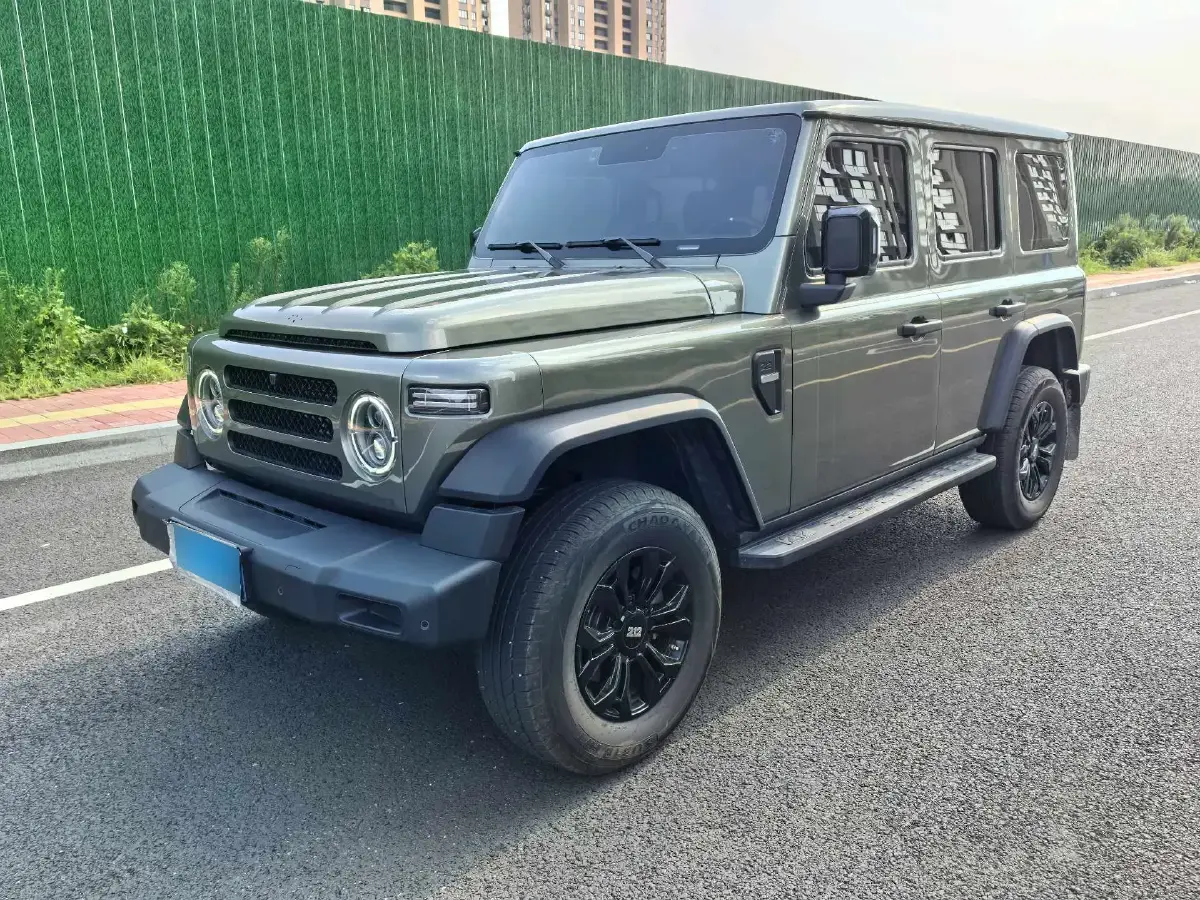 2024 212 212 T01 2.0T 252HP L4 8AT