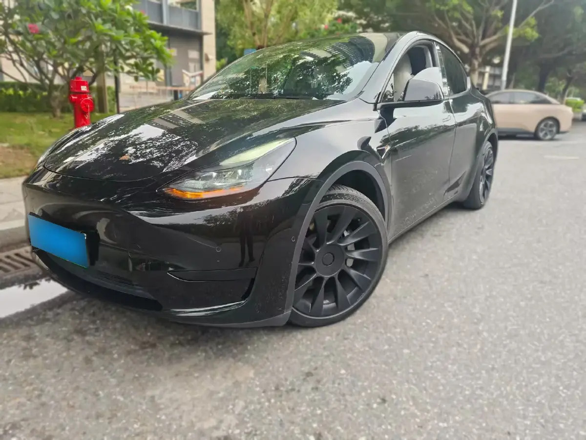 2022 Tesla Model Y BEV 60KWH