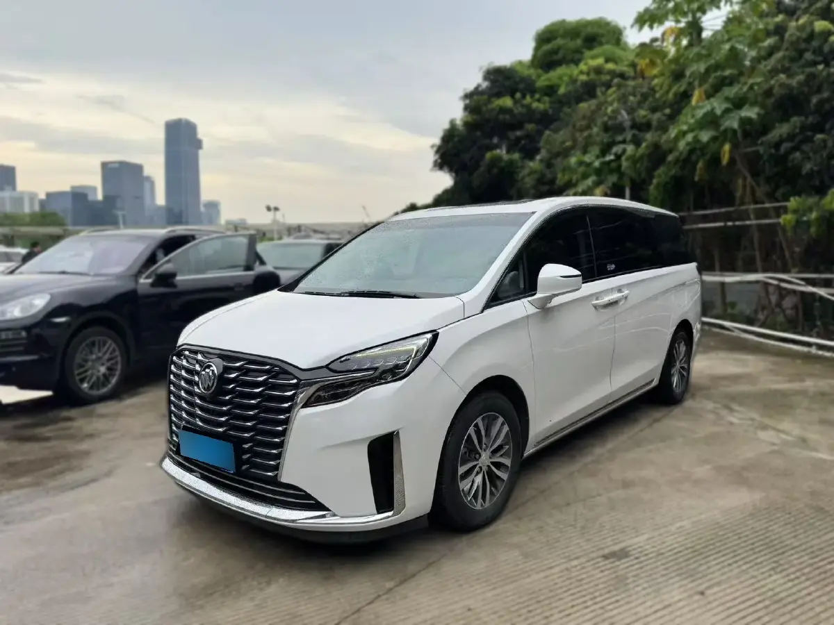 2023 Buick GL8 2.0T 237HP L4 9AT