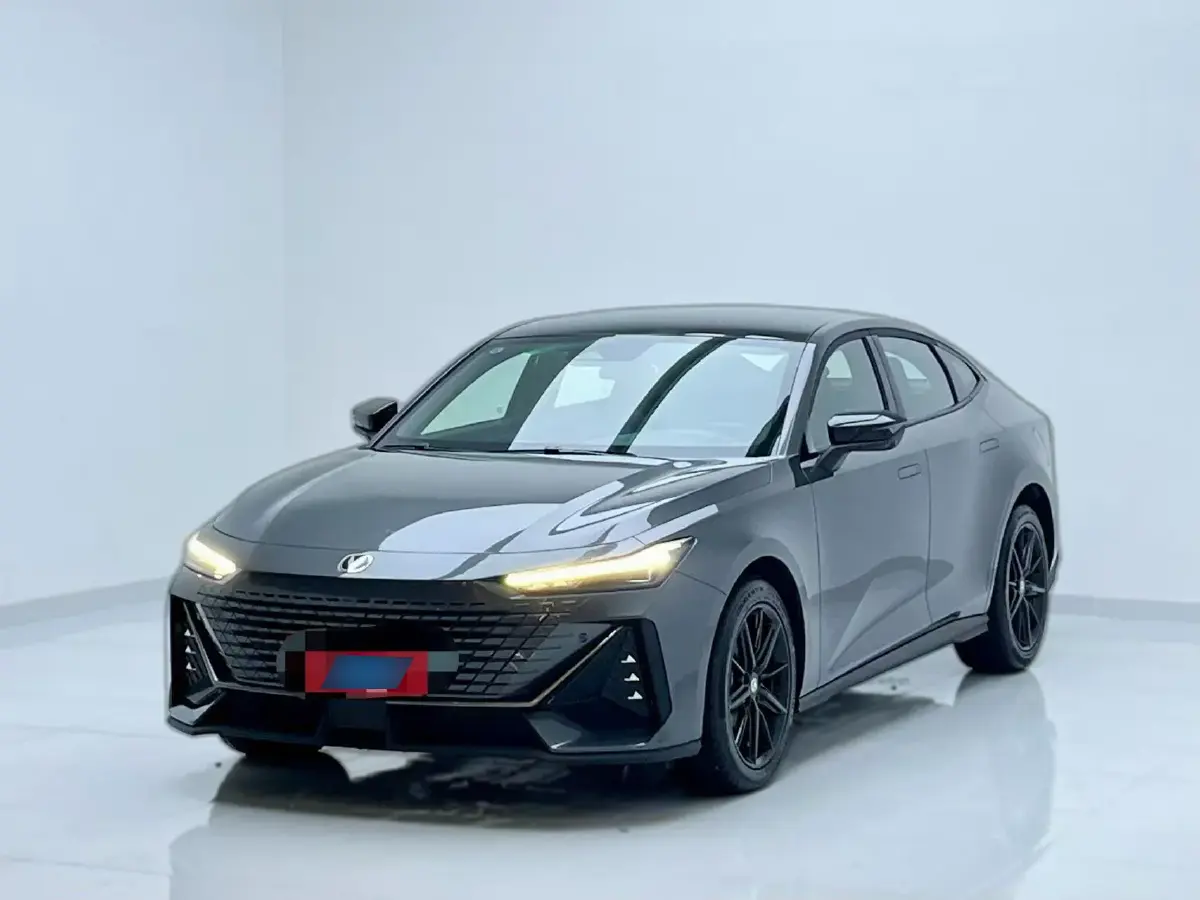 2024 ChangAn UNI-V 1.5T 188HP L4 7DCT