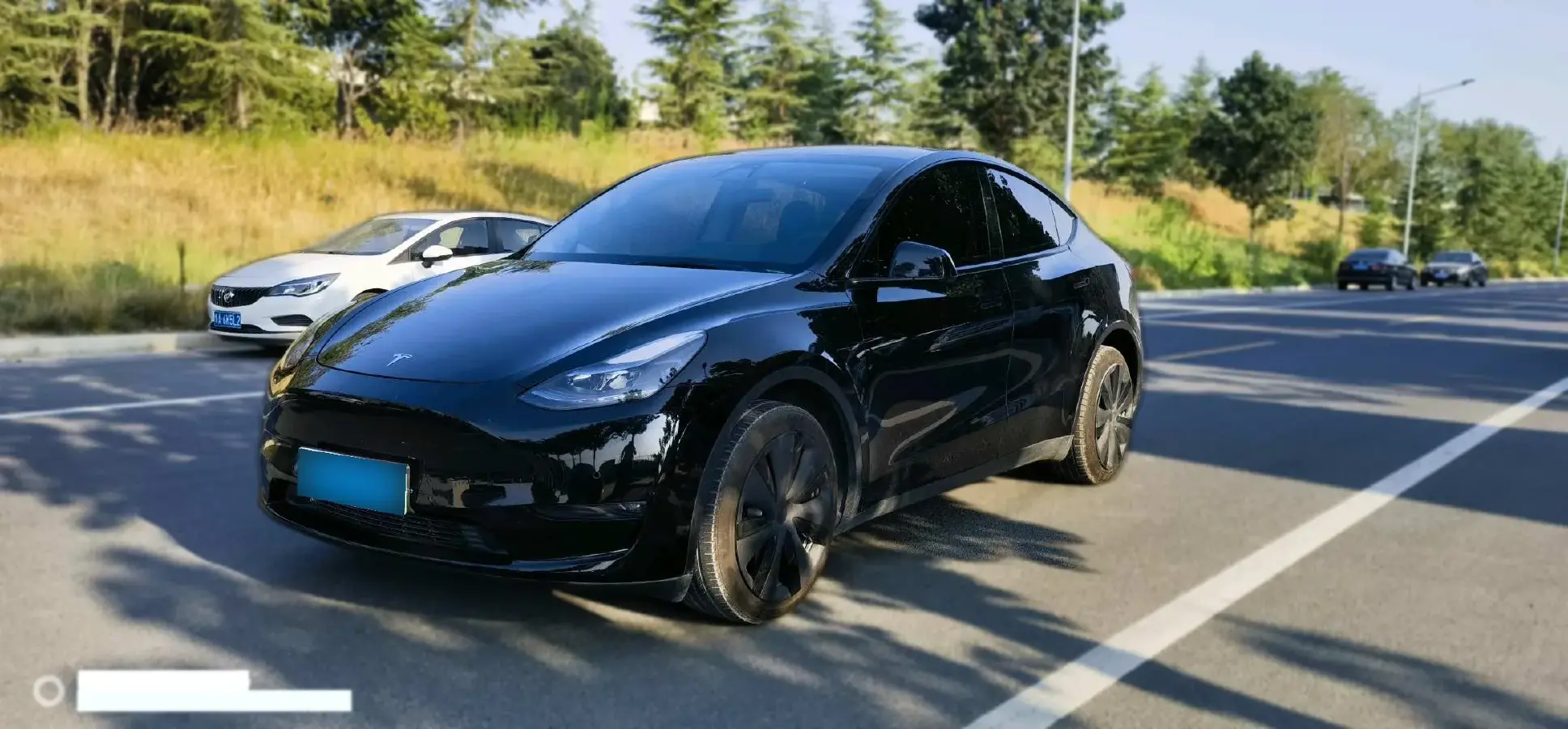 2021 Tesla Model Y BEV 60KWH