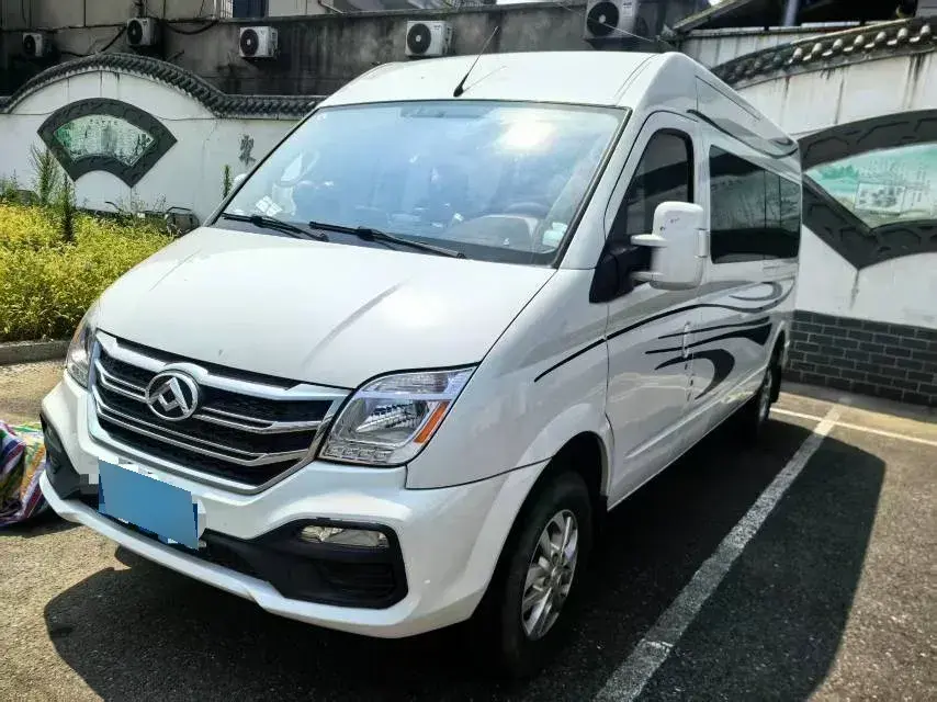 2019 MAXUS XinTu V80 2.0T 139HP L4 6MT