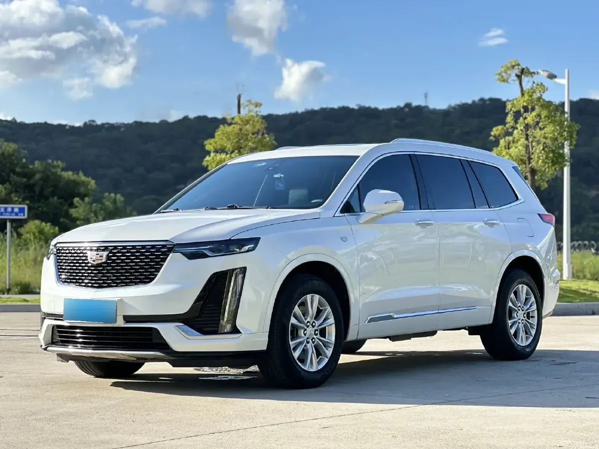 2022 Cadillac XT6 2.0T 237HP L4 9AT