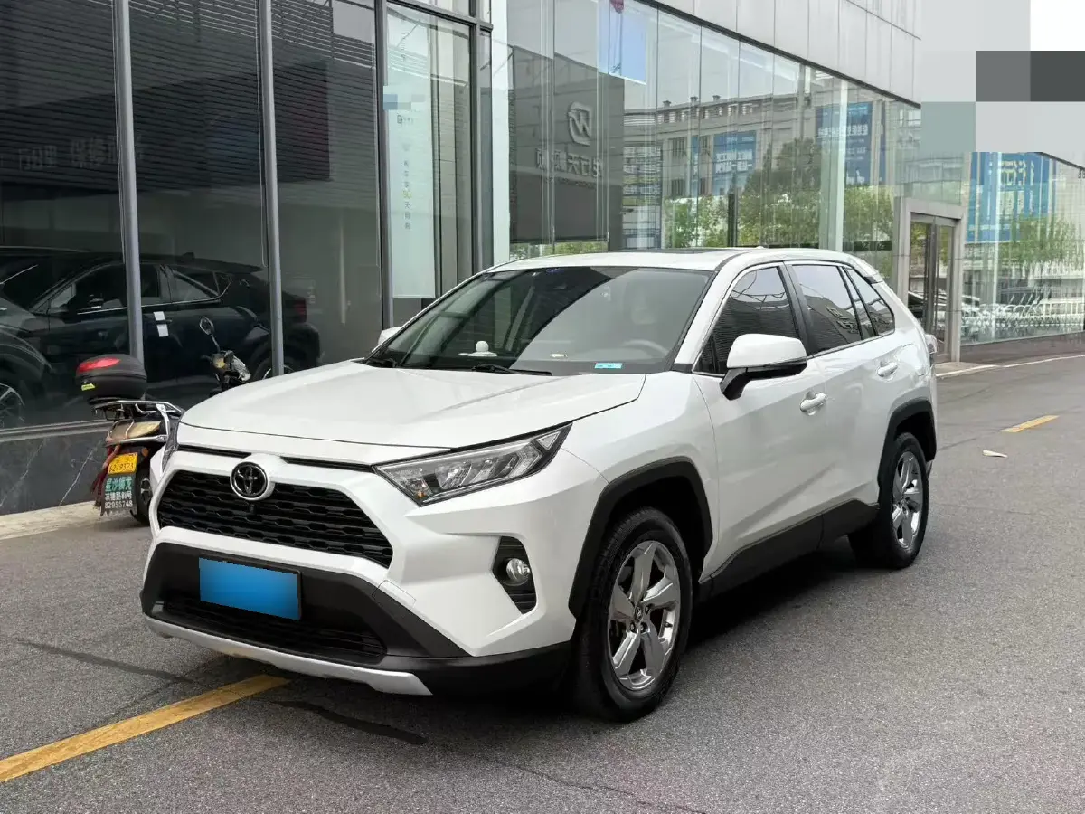 2021 Toyota RAV4 2.0L 171HP L4 CVT