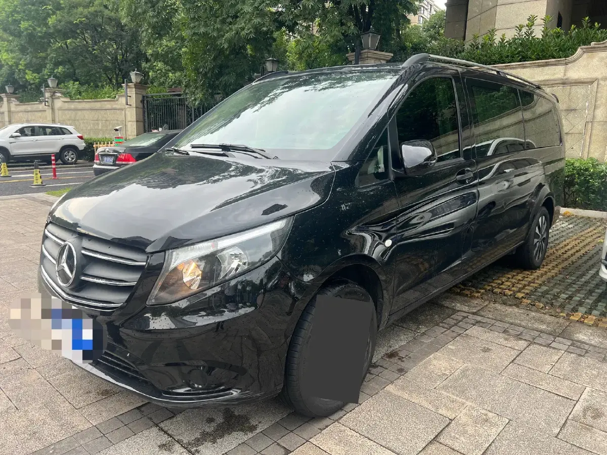2023 Mercedes-Benz Vito 2.0T 211HP L4 9AT