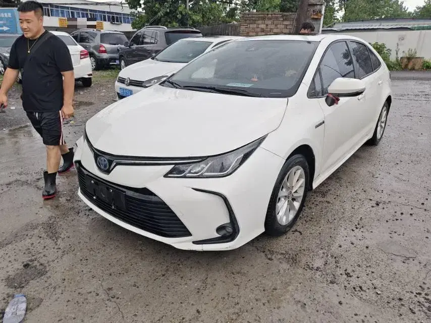 2021 Toyota Corolla 1.8L 98HP L4 E-CVT Hybrid