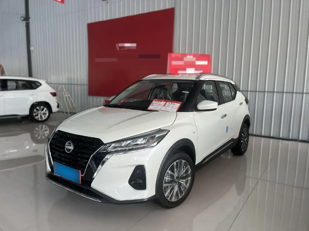 2023 Nissan Kicks 1.5L 122HP L4 CVT