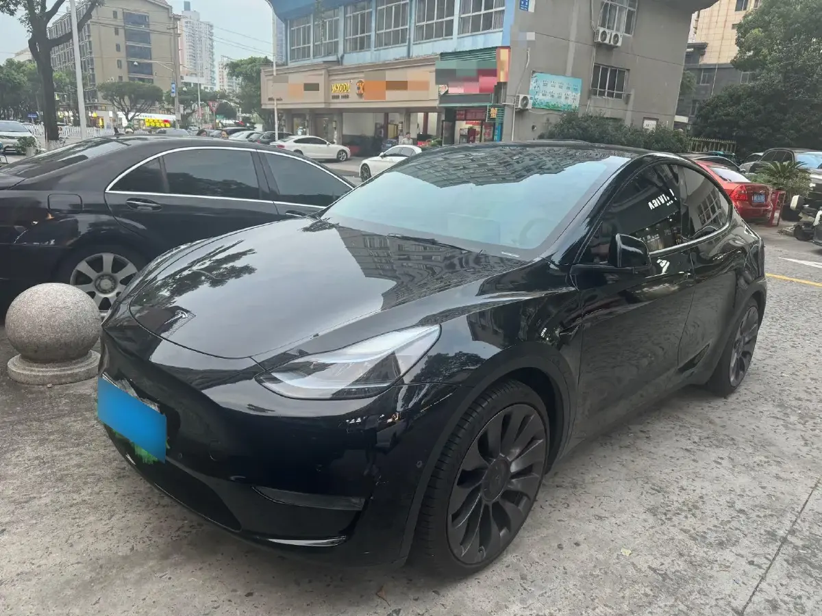 2024 Tesla Model Y BEV 78.4KWH