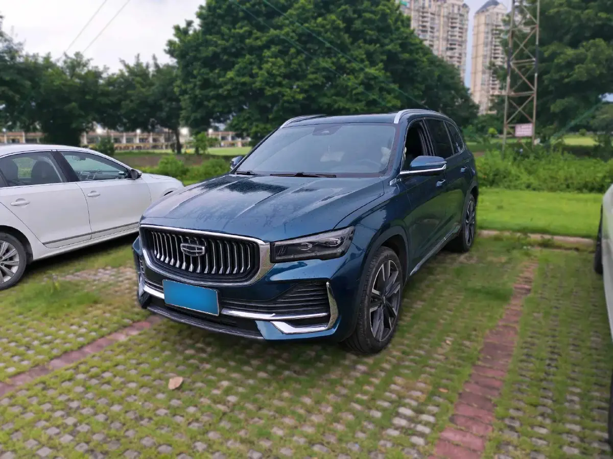 2023 Geely Monjaro 2.0T 238HP L4 8AT