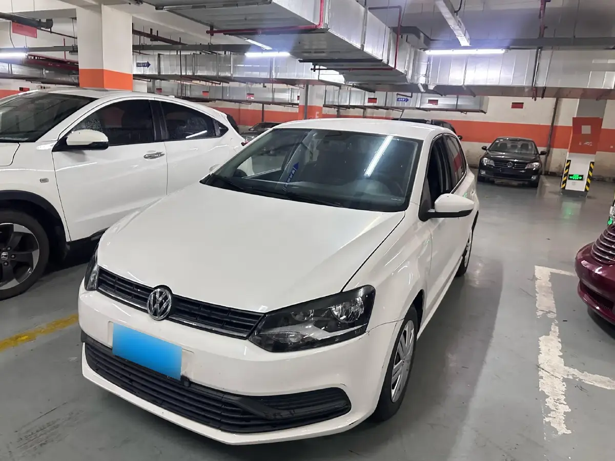 2018 Volkswagen Polo 1.5L 110HP L4 6AT