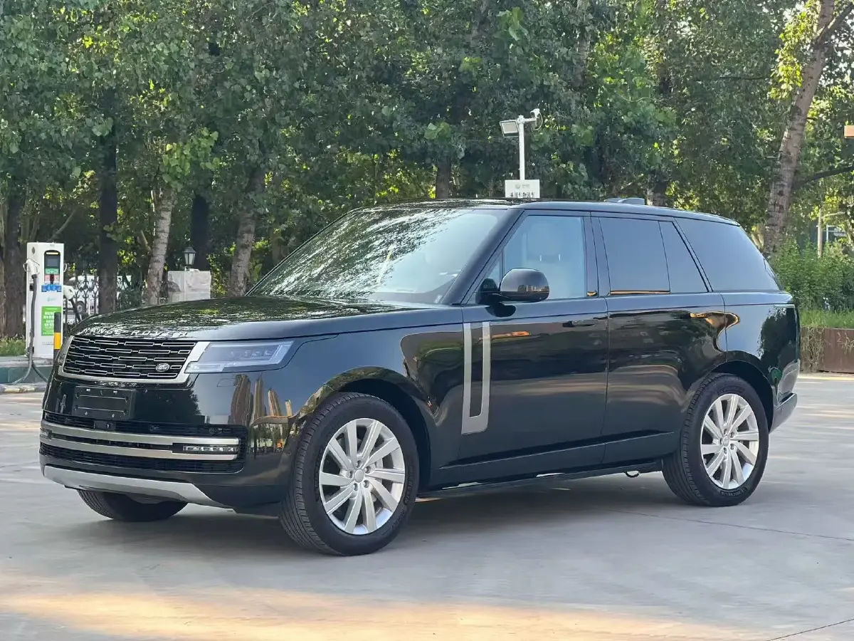 2023 Land Rover Range Rover 3.0T 360HP L6 8AT