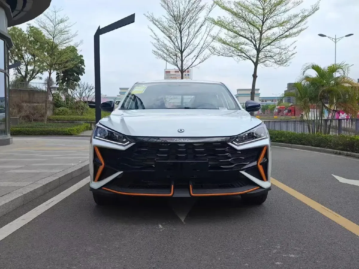 2024 DongFeng Aeolus YiXuan MAX 1.5T 197HP L4 7DCT,autocango,china used car exporter,china ev exporter,chinese used car exporter,chinese used ev exporter