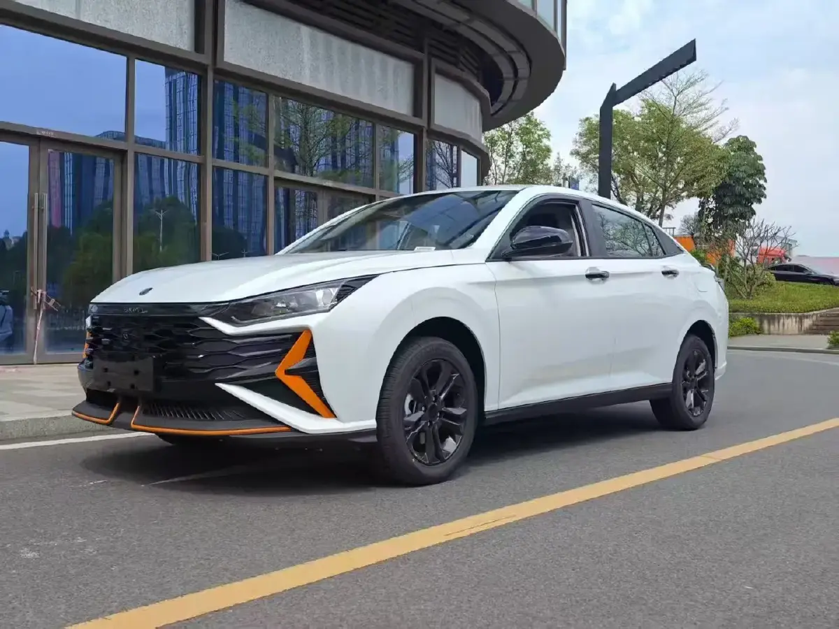 2024 DongFeng Aeolus YiXuan MAX 1.5T 197HP L4 7DCT