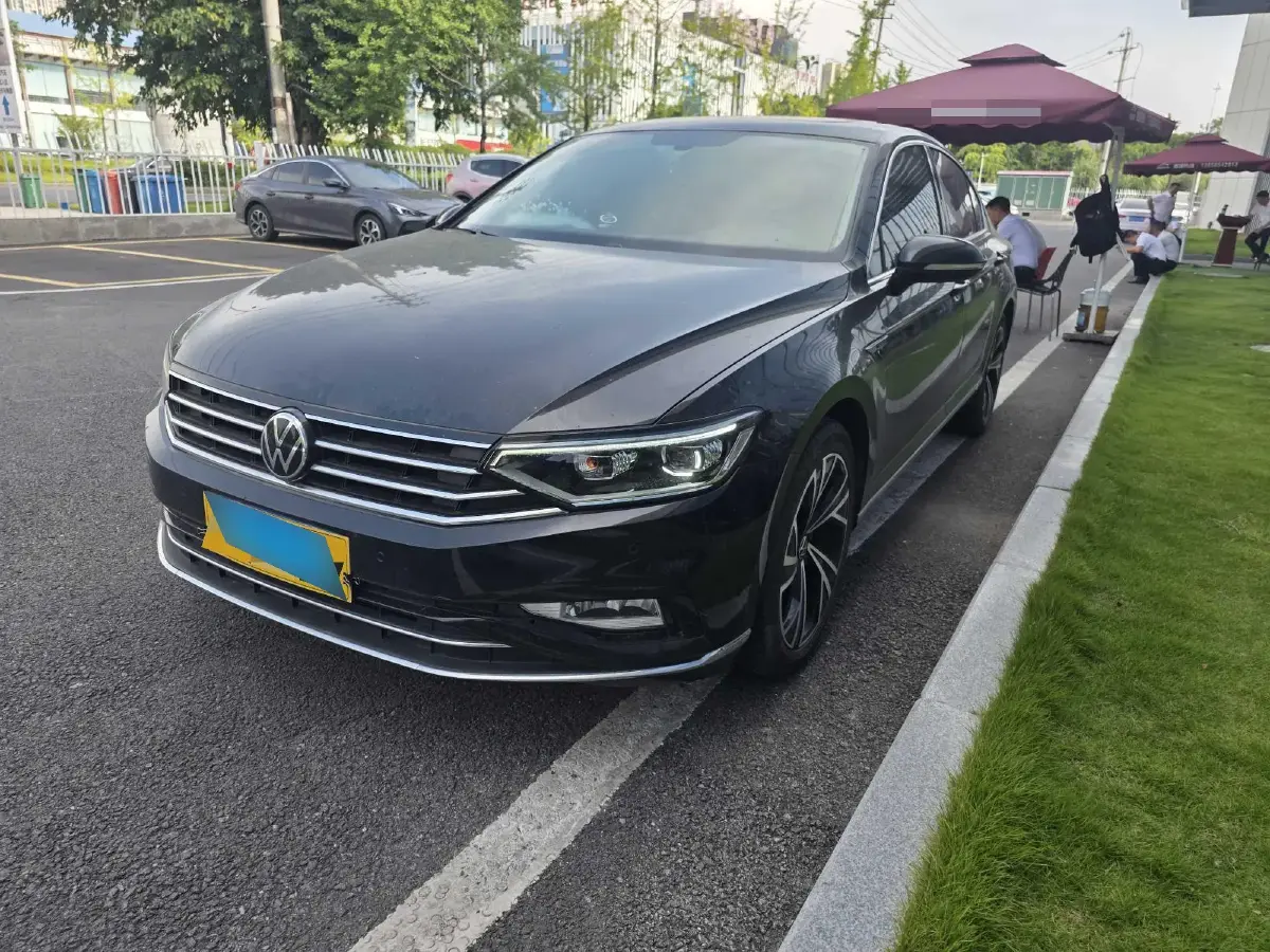 2021 Volkswagen Magotan 2.0T 186HP L4 7DCT