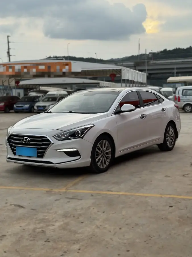 2017 Hyundai Mistra 1.6T 175HP L4 7DCT