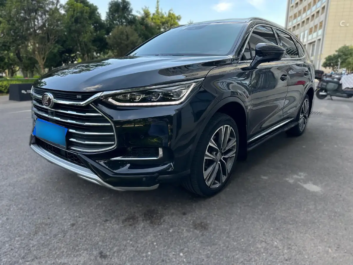 2018 BYD Tang 2.0T 205HP L4 6AT