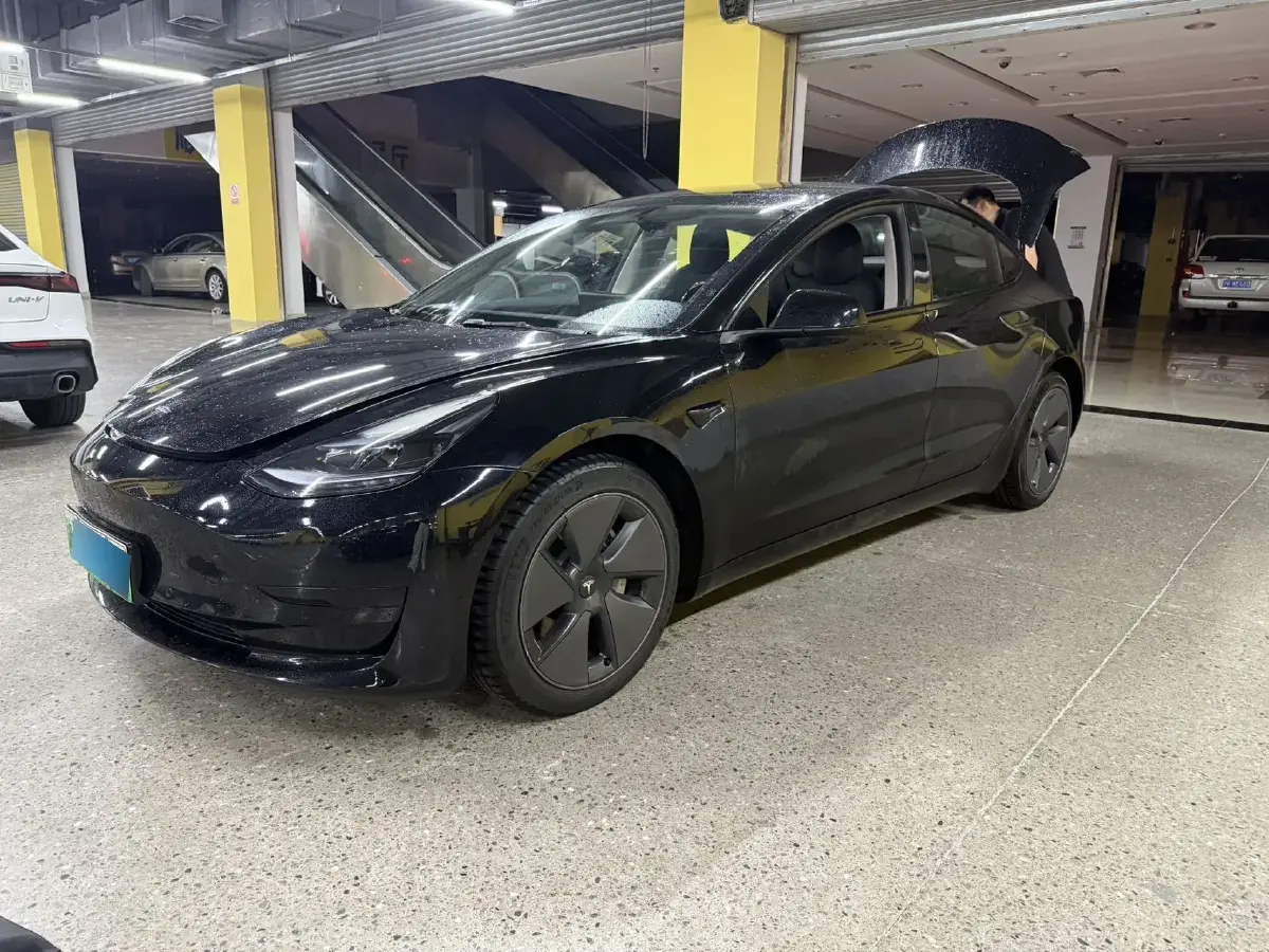 2022 Tesla Model 3 BEV 60KWH