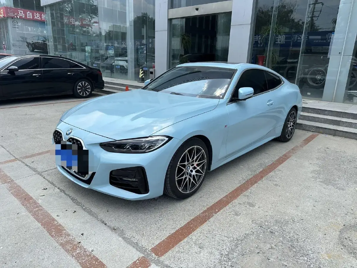 2022 BMW 8 Series 3.0T 333HP L6 8AT