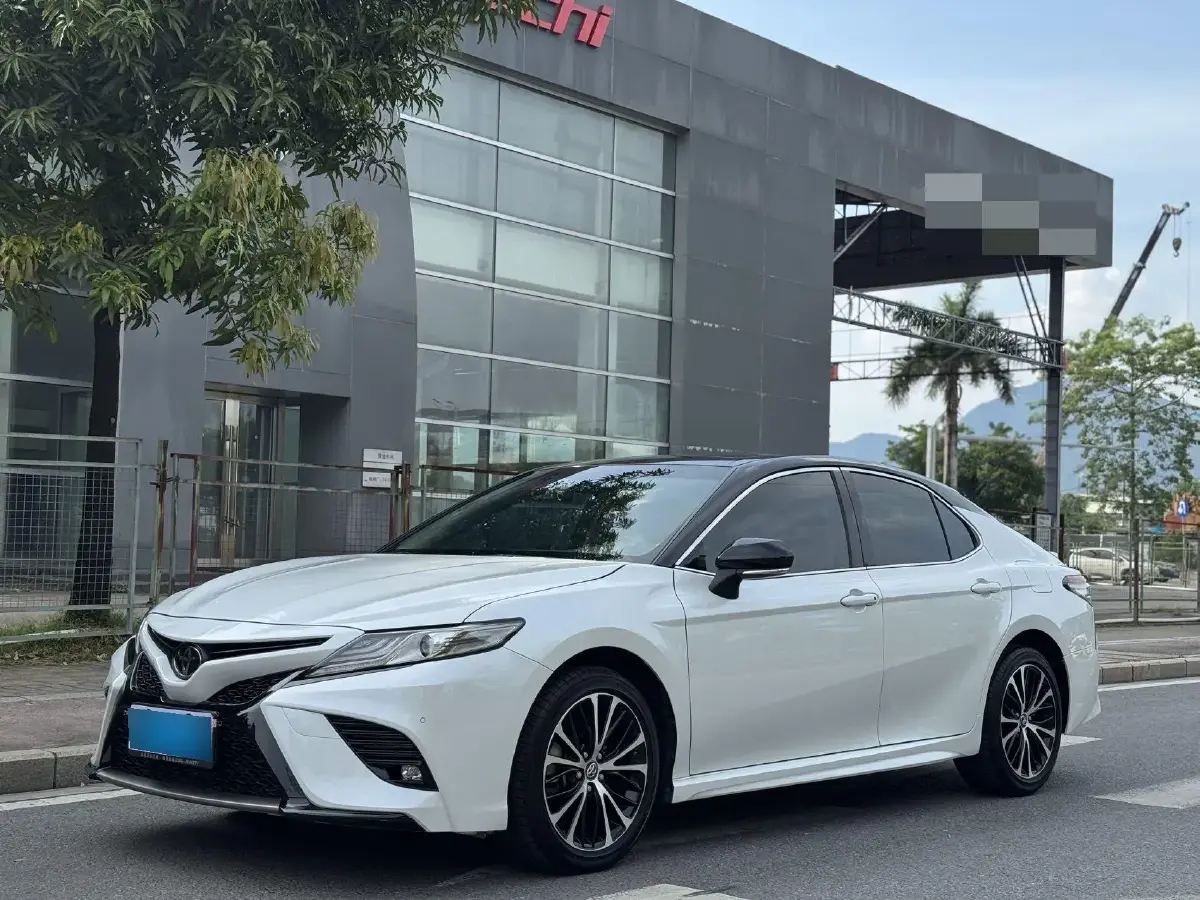 2019 Toyota Camry 2.0L 178HP L4 CVT