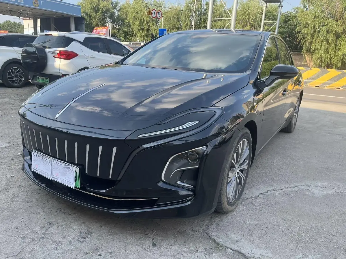 2023 HongQi E-QM5 BEV 74.9KWH